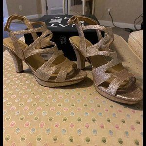 Gold neutralizer heels